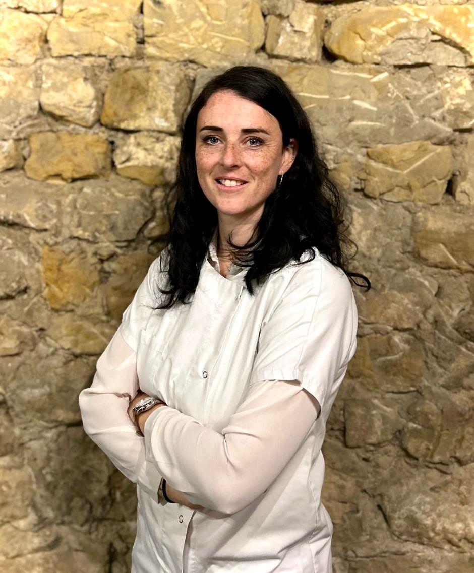 Laure Grande — Osteopath / Acupuncturist